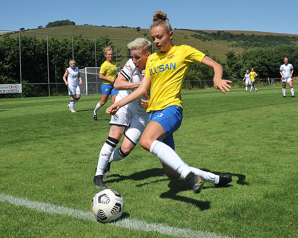 torquay united women v swansea city ladies sports photogrpahy